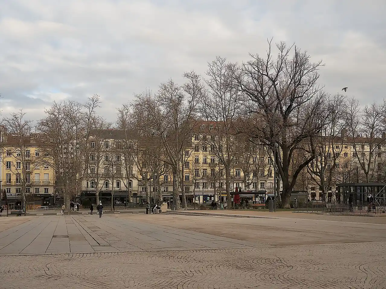 La place Jean-Jaurès à Saint-Étienne en hiver